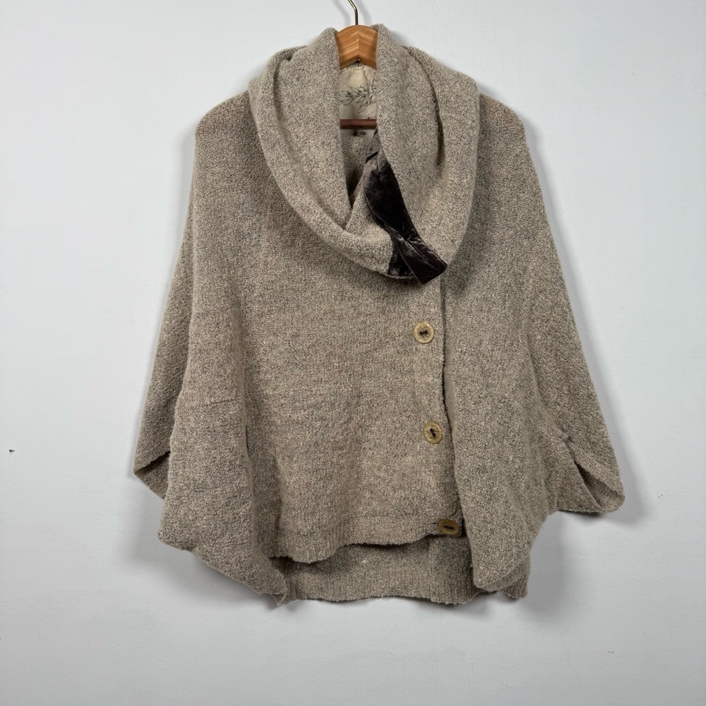 Angel Of The North Anthropologie Button-Up Poncho, Size S